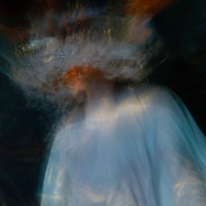 中国一老太婆偷伦
